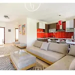 Apartment Double A Luxury