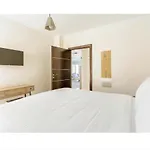 Double A Luxury Apartment