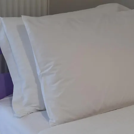 Double A Luxury *