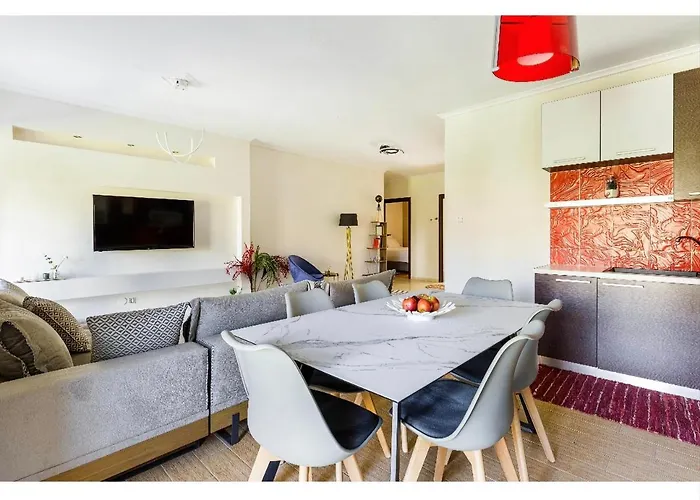 Double A Luxury סלוניקי