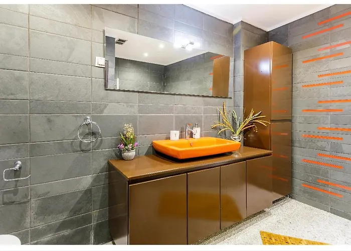 Double A Luxury סלוניקי